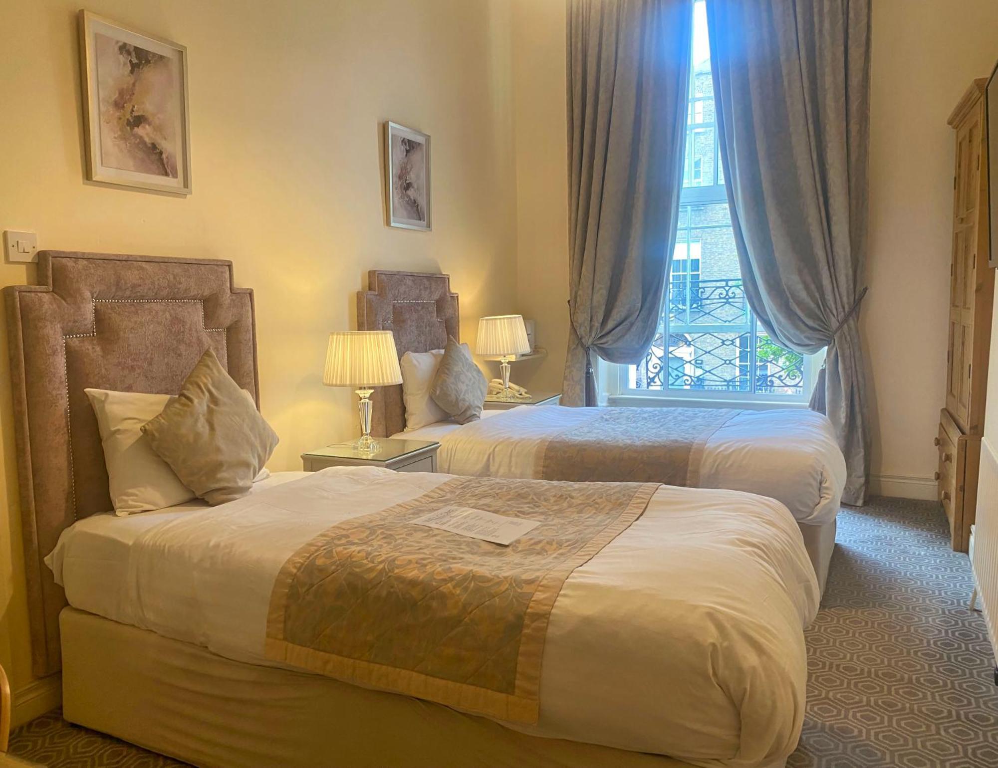 فندق Baggot Court Townhouse دبلن المظهر الخارجي الصورة