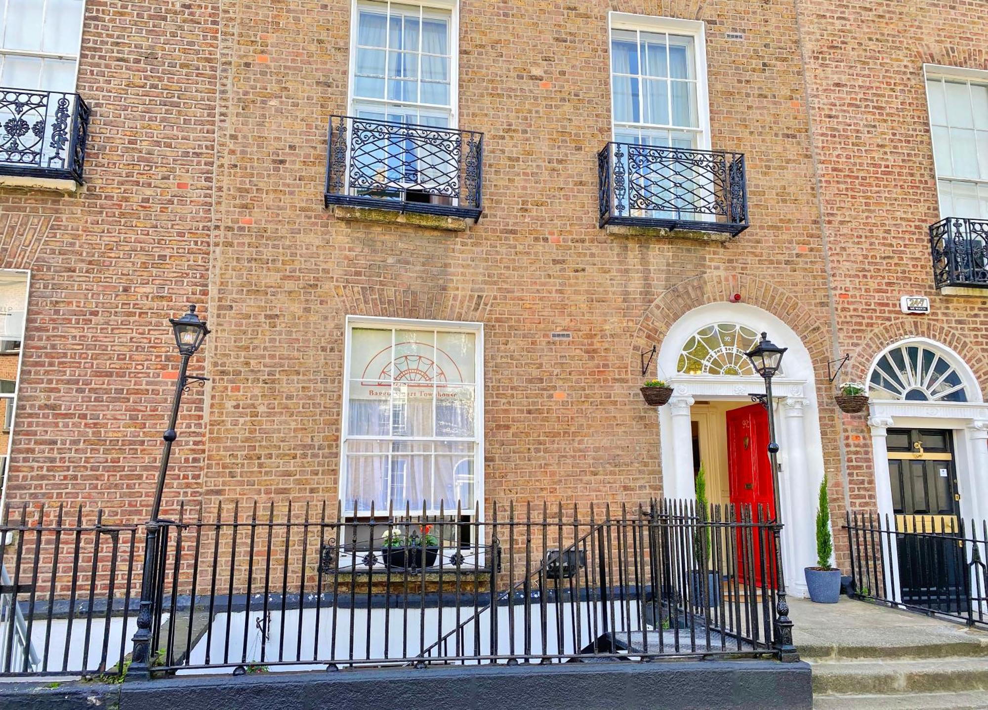 فندق Baggot Court Townhouse دبلن المظهر الخارجي الصورة